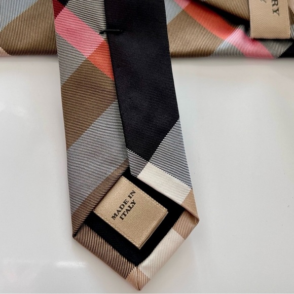 🔥POWER TIE🔥AUTH BURBERRY MANSTON NOVACHECK BROAD MOTIF TIE🔥RARE & EXCLUSIVE - Picture 7 of 7